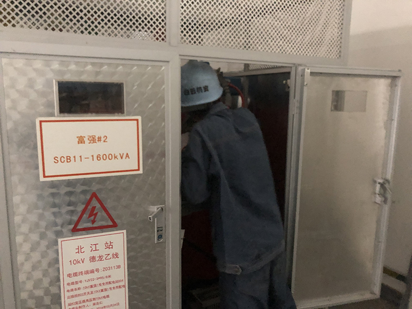 {gallery: 'gal1', smallimage: '/upload/image/202306/648d4532ce88a.jpg',largeimage: '/upload/image/202306/648d4532ce88a.jpg'}