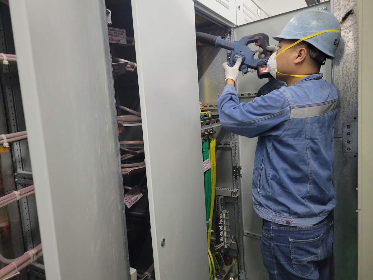 {gallery: 'gal1', smallimage: '/upload/image/202308/64d1f4e463853.jpg',largeimage: '/upload/image/202308/64d1f4e463853.jpg'}