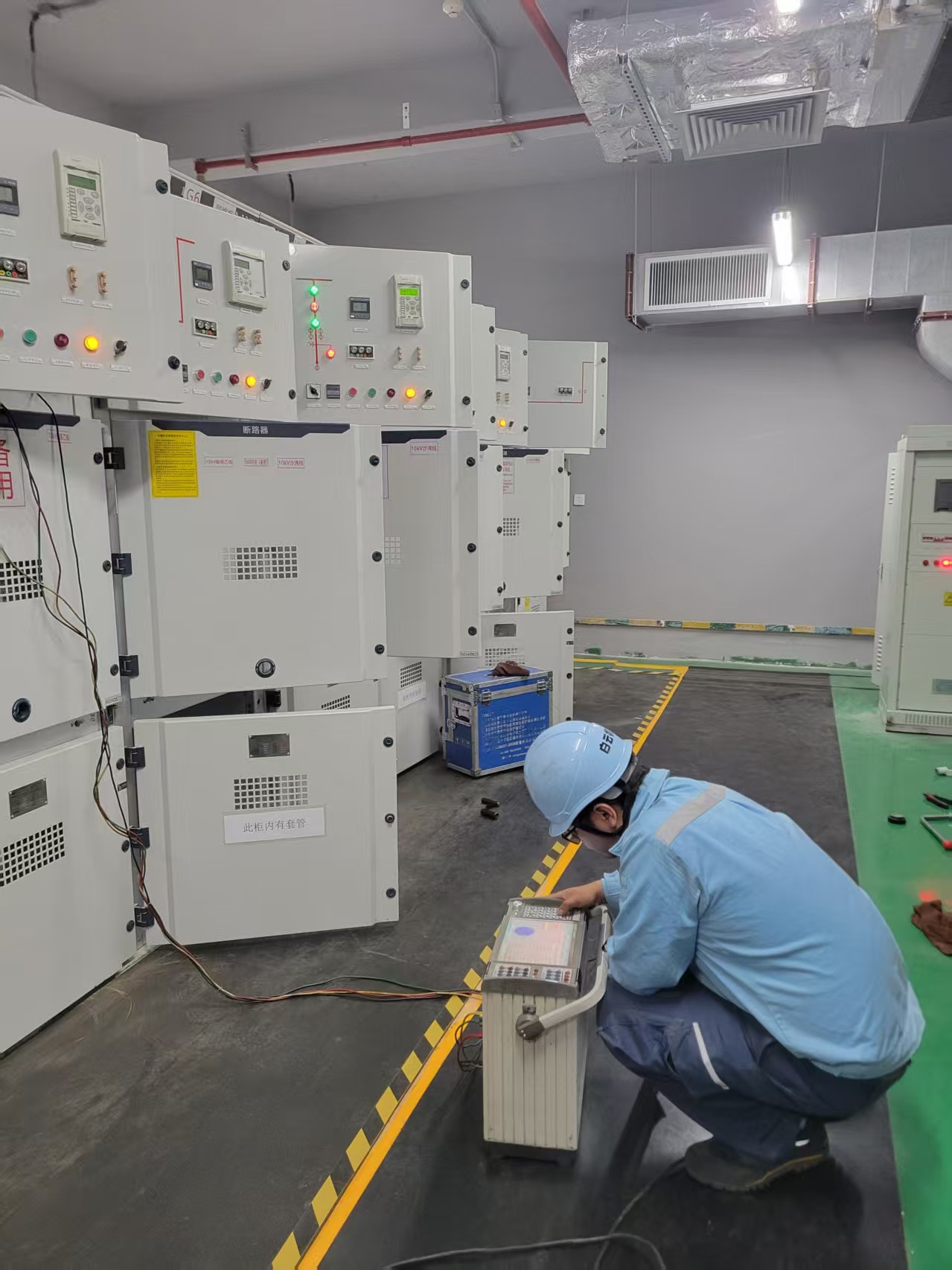 依法依規(guī)的白云配電房方法巡檢服務(wù)案例