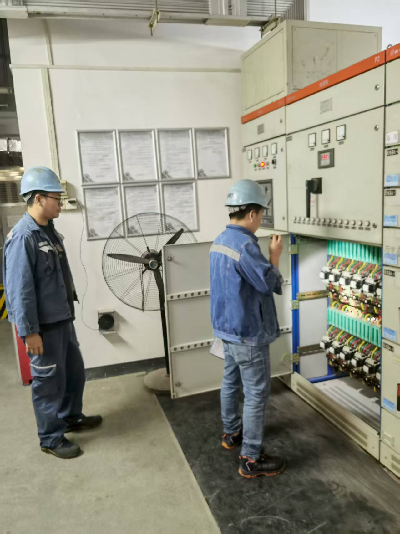 廣州闡誠(chéng)商業(yè)服務(wù)管理有限公司配電房維保服務(wù)案例