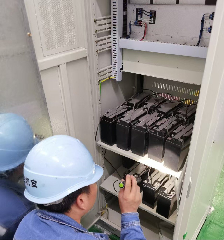 珠江花城高低壓配電設(shè)備維保服務(wù)案例 - 專業(yè)保障住宅小區(qū)用電安全